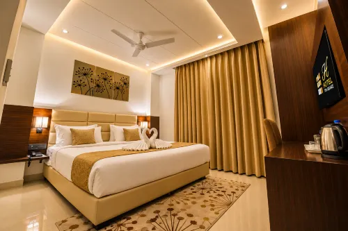 โรงแรม เท็น สแควร์ - 5 นาทีจาก ทัชมาฮาล - ที่มีสปา