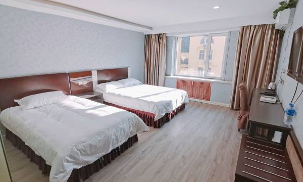 Tianyan Holiday Hotel (Harbin Central Street)