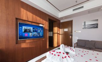 James Joyce Coffetel ((Daxing Beijing NewAirport Huangcun West StreetSubway Station Branch)