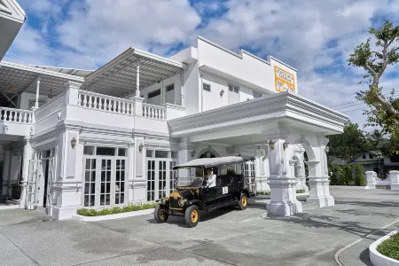 My BanLao Hotel Отели в г. Луанг Прабанг