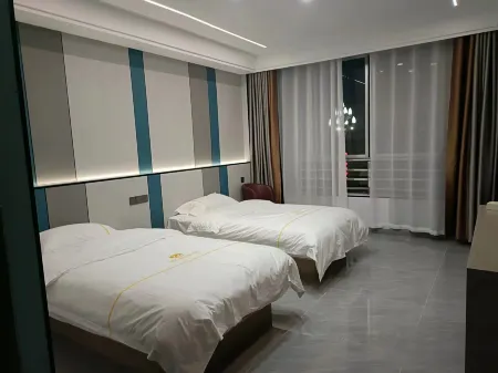 Hotel Britannia West Express Отели в г. Дайин