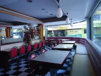 Park Bed and Breakfast Hotel Pasay - sarapan
