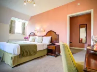 The Speech House Hotel فنادق في كول فورد