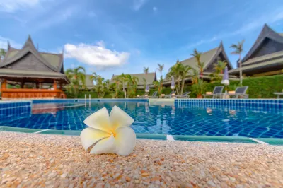 Airport Resort Phuket Hotel dekat Seastone Private Pool Villas