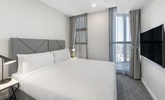 Meriton Suites Canberra