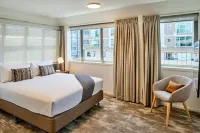 Sojourn Apartment Hotel - Ghuznee Hotels in 