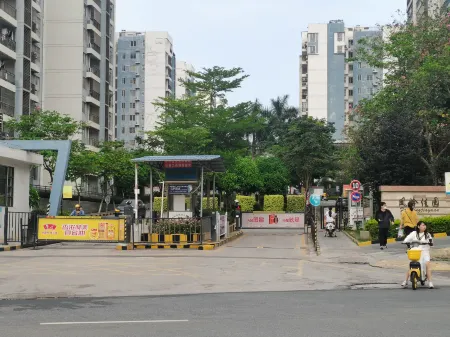 Meichen Apartment (East Railway Station Subway Station)