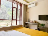 Jiashan B&B - ที่มีสระว่ายน้ำ