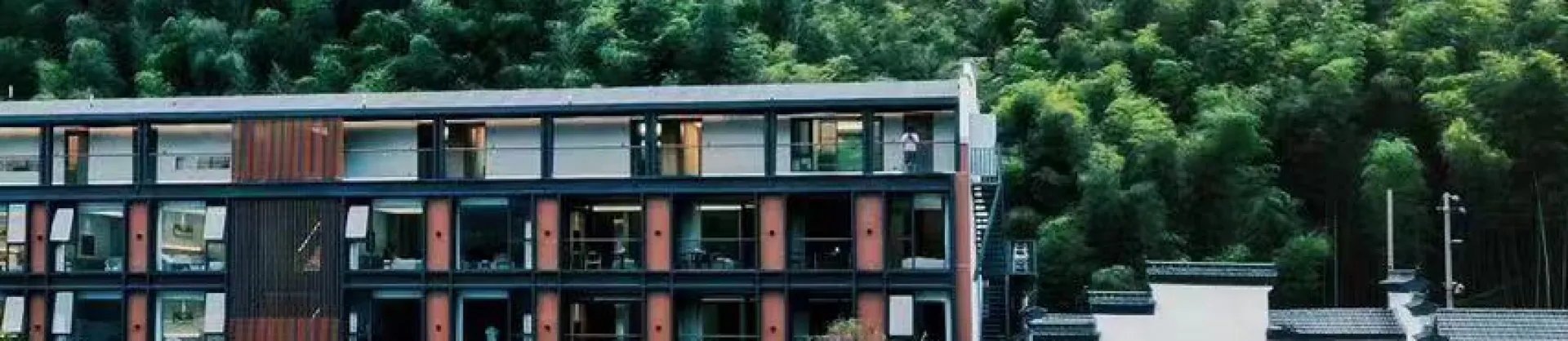 Four-Star Hotels