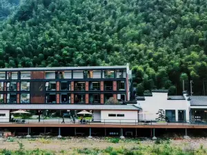 Top 8 4-Star Select Hotels in Jing County