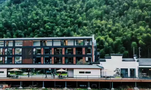 Lanyu Creek Resort
