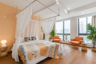 Rabbit City Homestay (Shenzhen Pinghu South China City Branch) Hotels near Pinghu Railway Station