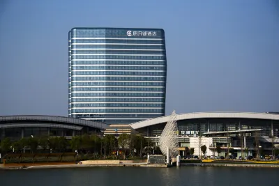 Moon Lake Hotel Hotels in Jinghua City/Yangzhou Railway Station