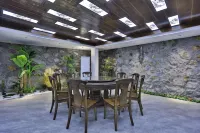 御墅丨環山祕境溯溪泳池私湯溫泉度假飯店 （安吉深溪峽谷漂流店）