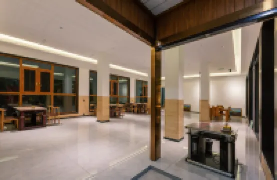 Lixian Mountain Lodge Folk Hotel