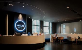 Halo E-sports Apartment