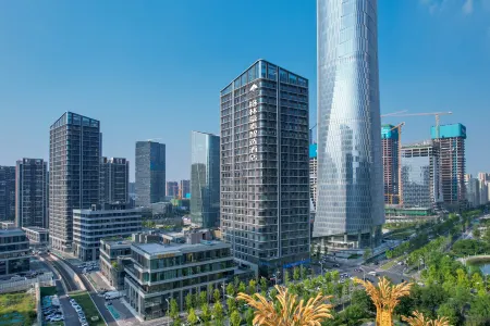 GreenTree Inn Express Hotel (Jinan CBD Vientiane City) Отели рядом с достопримечательностью «Shandong University of Political Science and Law»