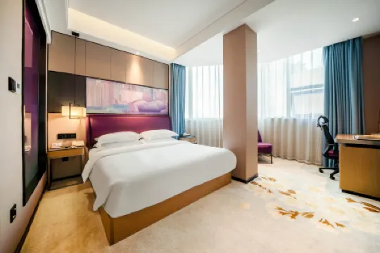 GreenTree Eastern Hotel (Chongqing Jiefangbei Qixinggang Metro Station)