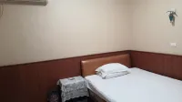 Xiaogan Yongdi Hotel - Homestays