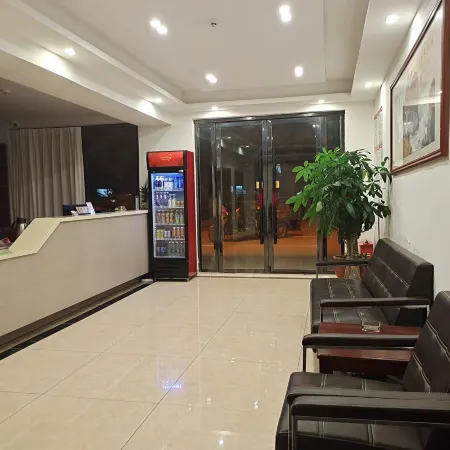 Xinci Hotel (Yuzhou District Yulin Road Police Station)
