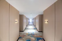 Yujia E-sports Movie Hotel (Shijiazhuang Railway Station Tatan Business and Trade City)