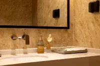 DiJianNanShan Qianhe Hotel Hotels in Qianyang