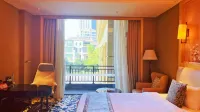 Island International Hotel Hotels near Huanggang Science & Technology Institute