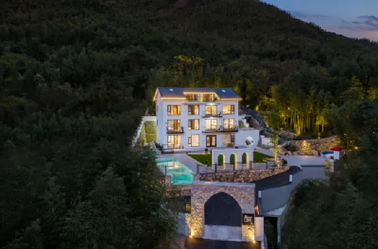 Qinglan • Designer Huanshanye Luxury Residence Hotels near Futuo Temple