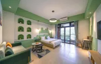 Show sen shan B&B Hotels in Hualien Station/Hualien City Urban Area