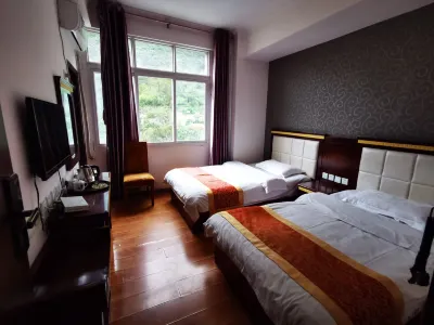 Guzan Hotel (Kangding No.2 Branch) Các khách sạn gần Sichuan Kangding Guzanzhen Station