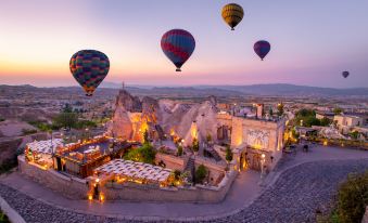 Cappadocia Fairy Chimneys Selfie Cave Hotels - Special Class