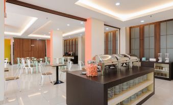 Sans Hotel Green Bekasi by RedDoorz