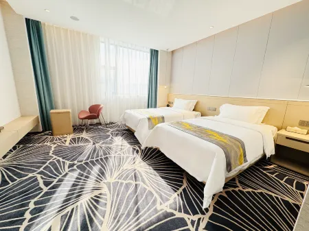 Foshan Yulai Hotel (Sanshui Lotus World) Отели рядом с достопримечательностью «Guangdong University of Business Studies»