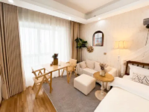 Youran Movie Apartment (Suning Plaza)