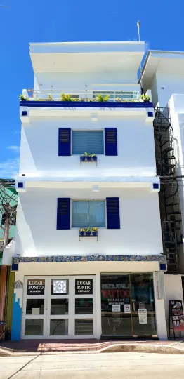 Lugar Bonito managed by Caleo Property Management Services