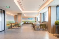 JI Hotel (Cangzhou Huanghua Yingbin Avenue) - parking
