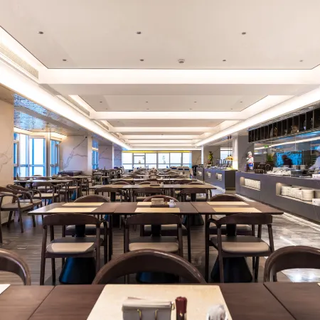 LANDISON PLAZA HOTEL SANMEN BAY