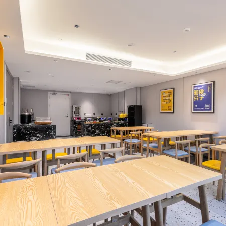 7Days Inn Hotel (Ningdong Zhengwu Hall)
