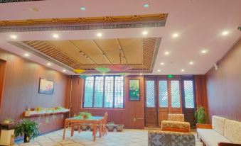 Danzhai Donghu Garden Hotel