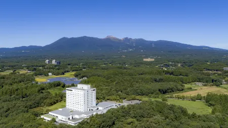 Grand Mercure Nasu Highlands Resort & Spa Отели рядом со станцией JR Takaku station
