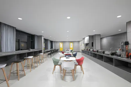 Me Young Me House Hotel (Jiangyong Zhihui City) Отели в г. Цзянюн