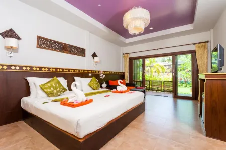 Simple Life Resort