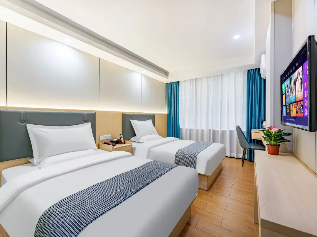 Kaishun Hotel Guangzhou（lieshi Lingyuan Subway Station） - Kanton
