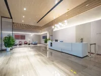 Summer Island Service Apartment (Chengdu Taikoo Li) Hotels near Taikoo Li