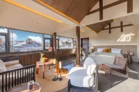 Lijiang Old Town Fog Gallery · Misty Streamside Rain Corridor Panoramic View home (Mufu Branch) - balcony