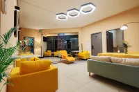 岸芷·汀蘭時尚民宿青旅（昆明老街店）