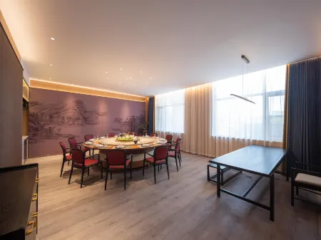 Yucheng Mulan Lake Garden Hotel (Yucheng County Government Store) Отели в г. Юйчэн