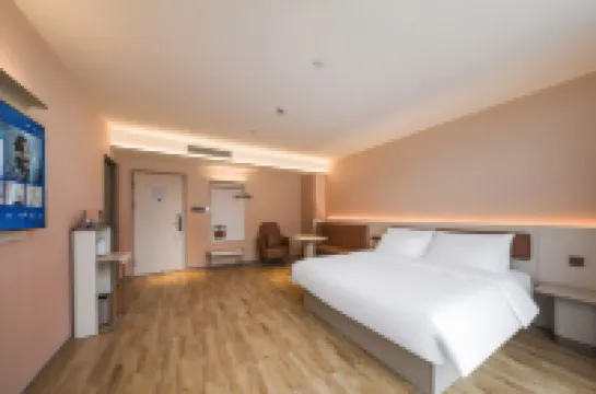 HanTing Hotel (Liyang Babai Ban Shanghe City)