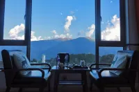 Deqin Moshang Huakai Boutique B&B Hotels in Deqin