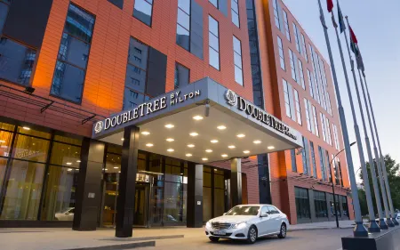 DoubleTree by Hilton Novosibirsk (Даблтри Хилтон Новосибирск)